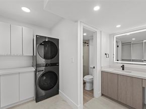 100 Bayview Dr 604, Sunny Isles Beach FL 33160