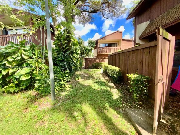 7024 SW 114th Pl A52, Miami FL 33173