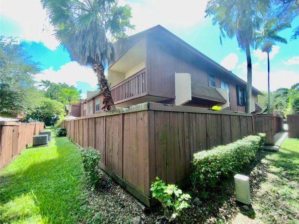 7024 SW 114th Pl A52, Miami FL 33173