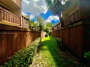 7024 SW 114th Pl A52, Miami FL 33173