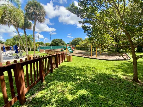 7024 SW 114th Pl A52, Miami FL 33173