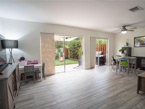 10982 SW 75th Ter, Miami FL 33173