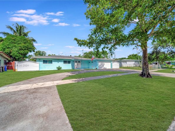 811 SW 39th Ave, Fort Lauderdale FL 33312