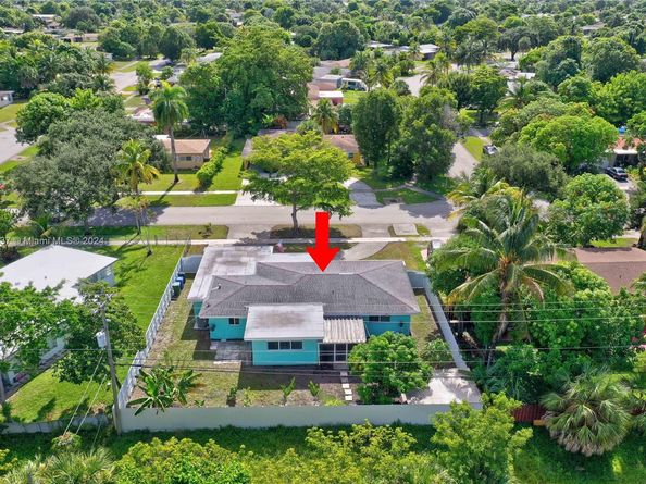 811 SW 39th Ave, Fort Lauderdale FL 33312