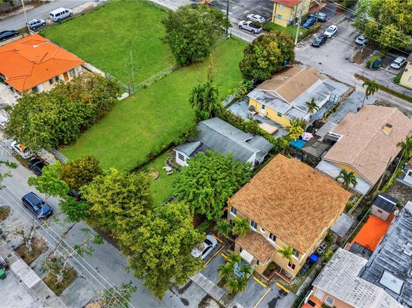 1031 SW 29th Ave, Miami FL 33135