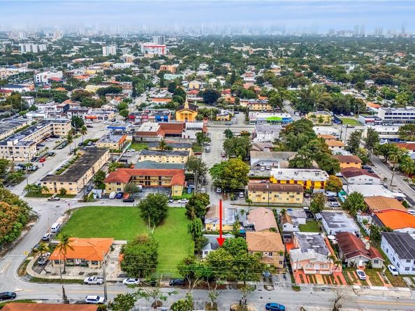1031 SW 29th Ave, Miami FL 33135