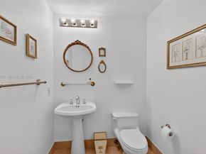 21150 Point Pl 1505, Aventura FL 33180