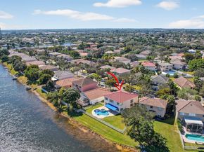 1303 NW 167th Ave, Pembroke Pines FL 33028