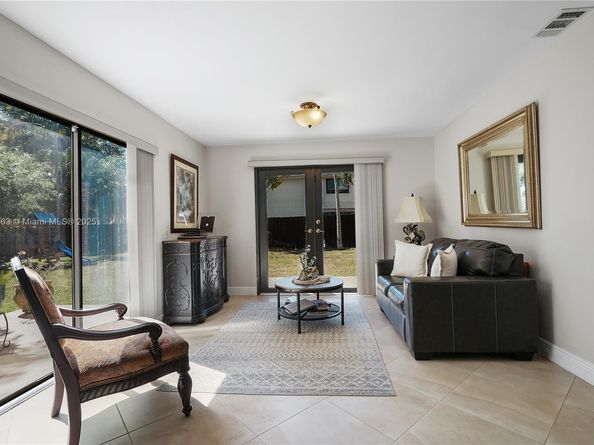5444 SW 150th Pl, Miami FL 33185