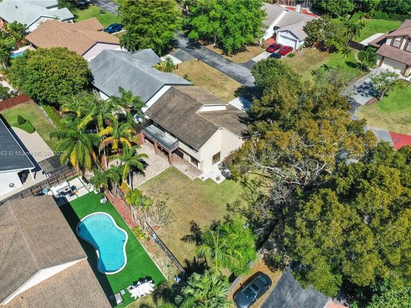 5444 SW 150th Pl, Miami FL 33185
