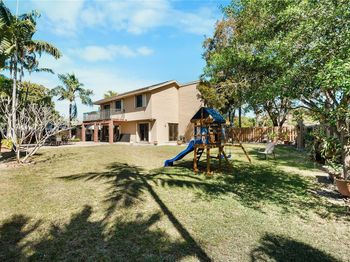 5444 SW 150th Pl