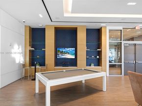 17301 Biscayne Blvd 1803, North Miami Beach FL 33160