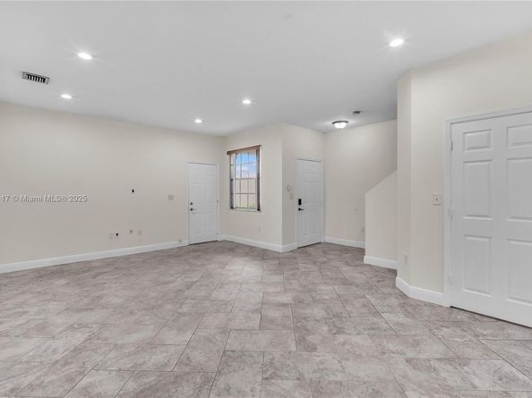 13227 SW 42nd St 8103, Miramar FL 33027