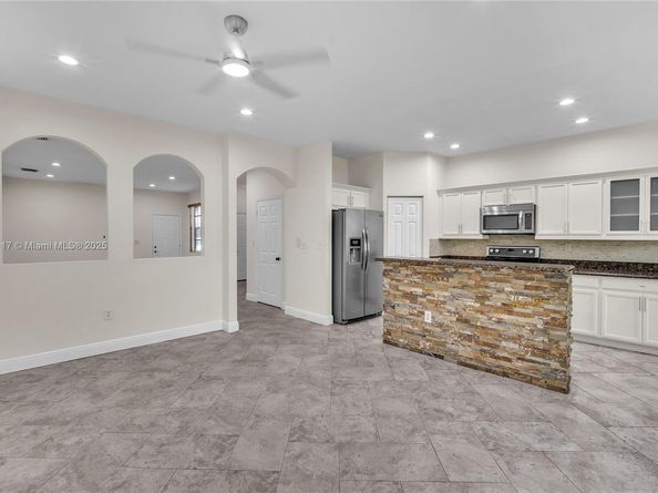 13227 SW 42nd St 8103, Miramar FL 33027