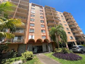 1465 NE 123rd St 814, North Miami FL 33161