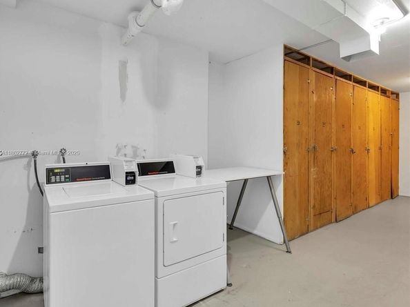 1465 NE 123rd St 814, North Miami FL 33161