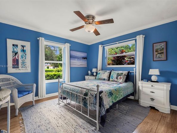 5120 Carillo St, Coral Gables FL 33146