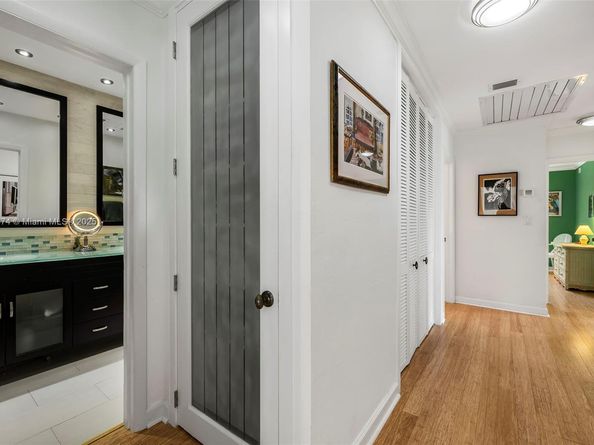 5120 Carillo St, Coral Gables FL 33146