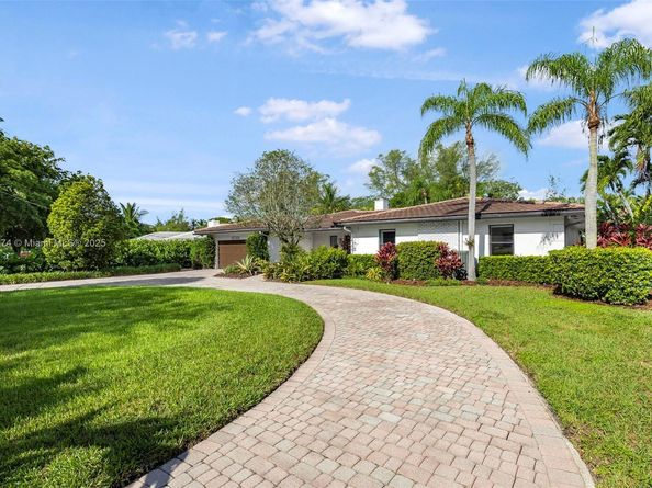5120 Carillo St, Coral Gables FL 33146