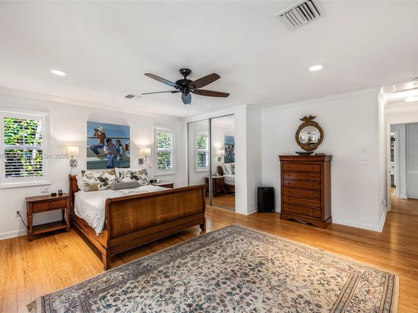5120 Carillo St, Coral Gables FL 33146