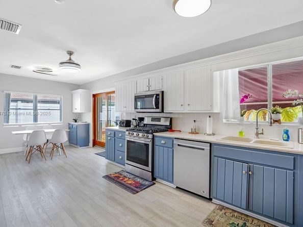 5320 NE 16th Ter, Fort Lauderdale FL 33334