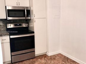 1833 S Ocean Dr 305, Hallandale Beach FL 33009