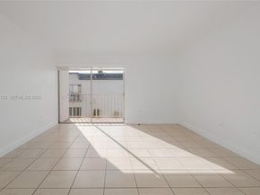 7256 SW 94th Pl A8, Miami FL 33173