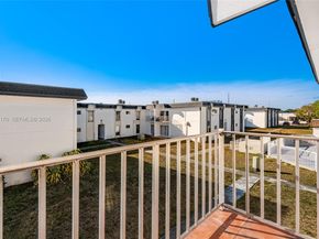 7256 SW 94th Pl A8, Miami FL 33173