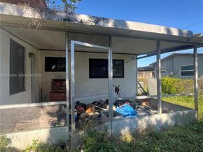 6720 Cody St, Hollywood FL 33024