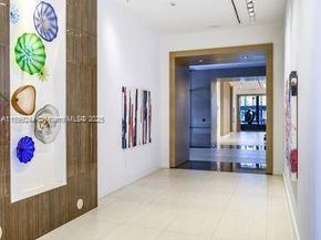 17111 Biscayne Blvd 1009, North Miami Beach FL 33160