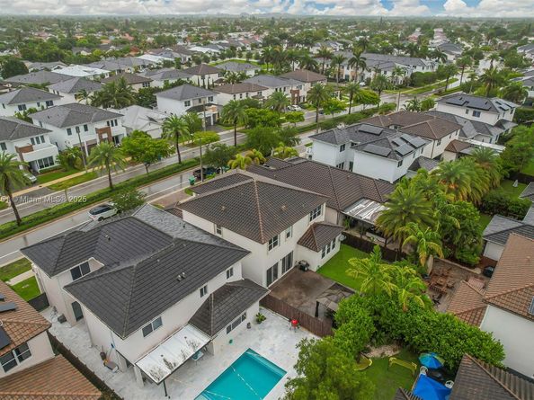 15104 SW 176th St, Miami FL 33187