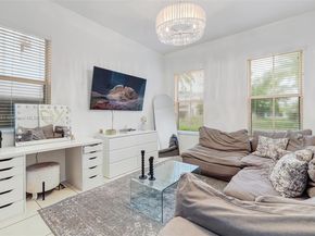 15104 SW 176th St, Miami FL 33187