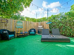 7 NE 50th St, Miami FL 33137