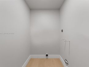 2439 Rodman St, Hollywood FL 33020