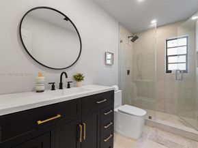 2439 Rodman St, Hollywood FL 33020