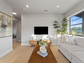 2439 Rodman St, Hollywood FL 33020