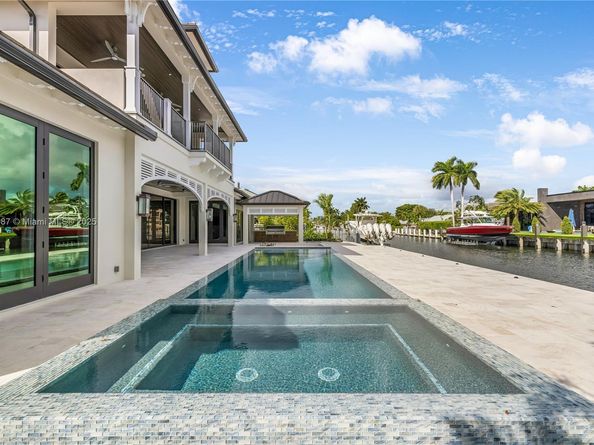 2605 Castilla Isle, Fort Lauderdale FL 33301