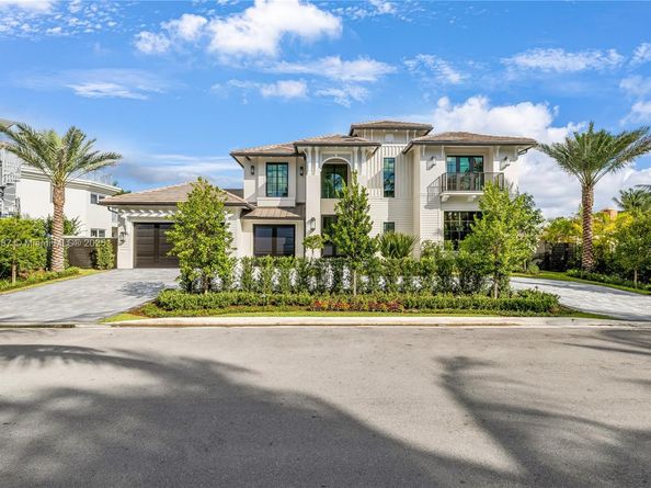 2605 Castilla Isle, Fort Lauderdale FL 33301