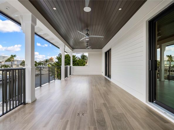 2605 Castilla Isle, Fort Lauderdale FL 33301