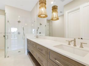 2605 Castilla Isle, Fort Lauderdale FL 33301