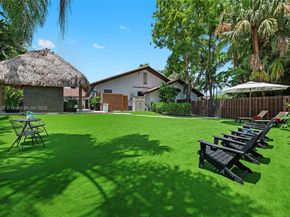 10304 SW 87th Ct, Miami FL 33176