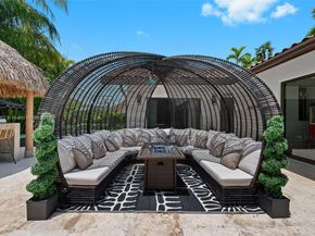 10304 SW 87th Ct, Miami FL 33176