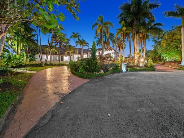 10304 SW 87th Ct, Miami FL 33176