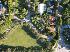 2418 Country Club Prado, Coral Gables FL 33134