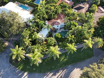 2418 Country Club Prado