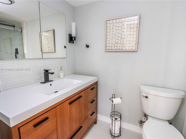 322 Buchanan St 1000, Hollywood FL 33019