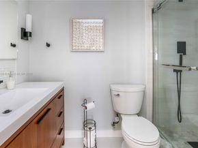 322 Buchanan St 1000, Hollywood FL 33019