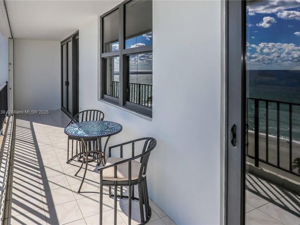 322 Buchanan St 1000, Hollywood FL 33019