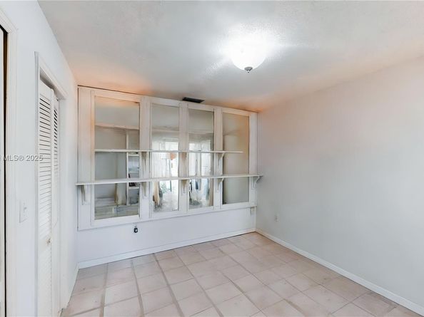 14543 SW 97th St, Miami FL 33186