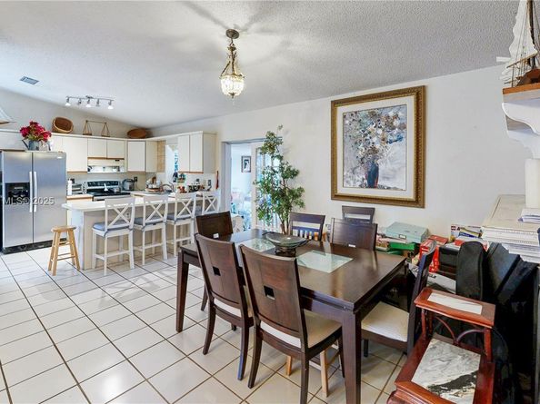 14543 SW 97th St, Miami FL 33186